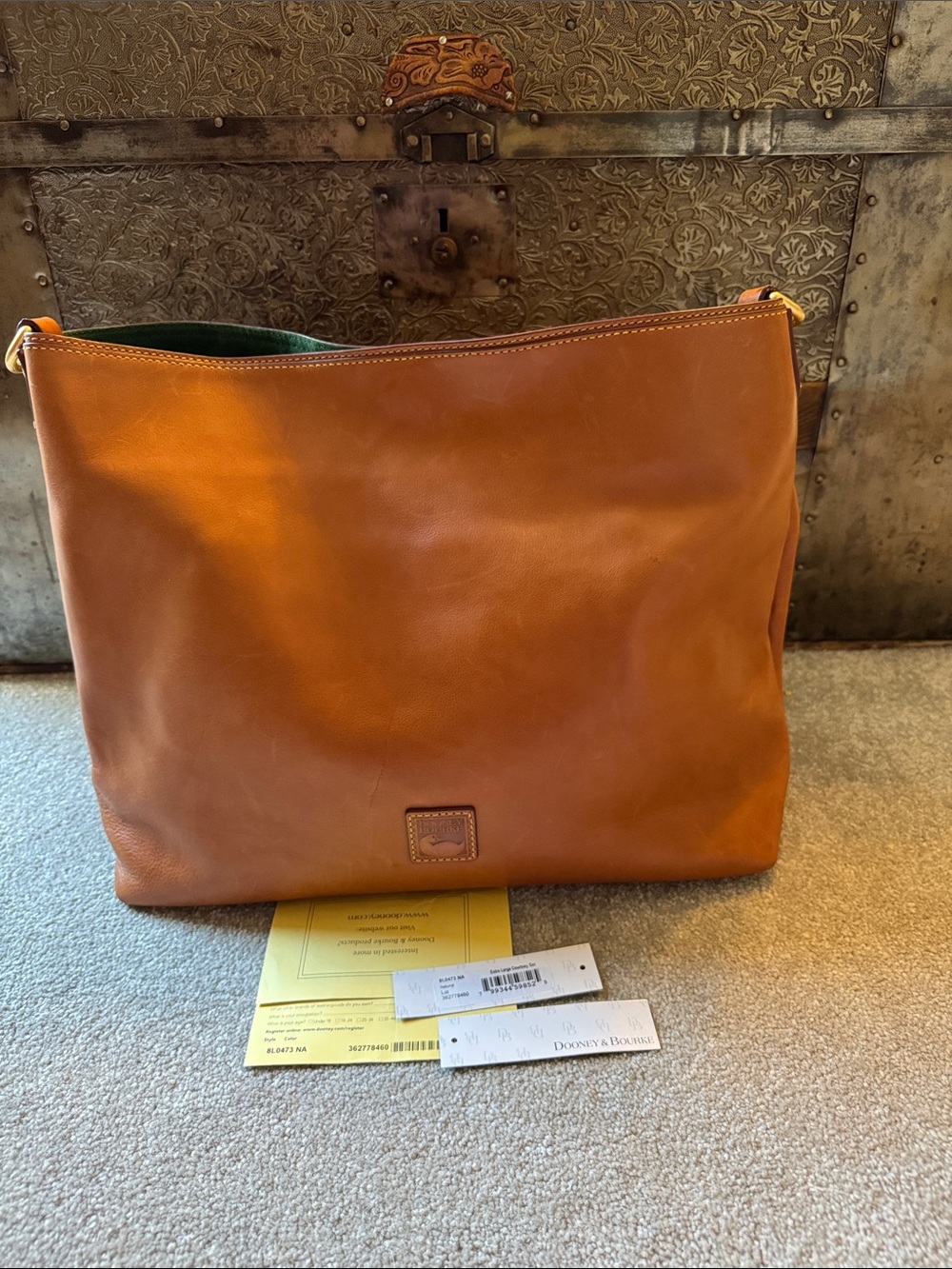 Dooney & Bourke Florentine Extra Large Courtney Sac in Natural - Picture 14 of 15